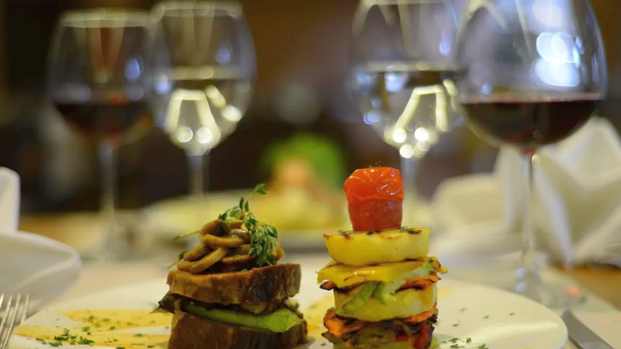 الفندق كراون بلازا حربيه - إسطبول